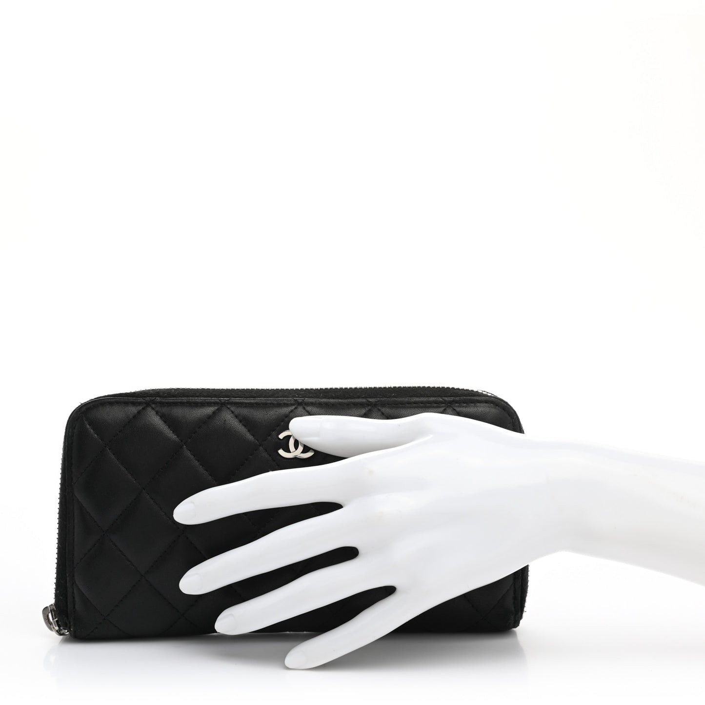 Lambskin Quilted Large Gusset Zip Around Wallet Black