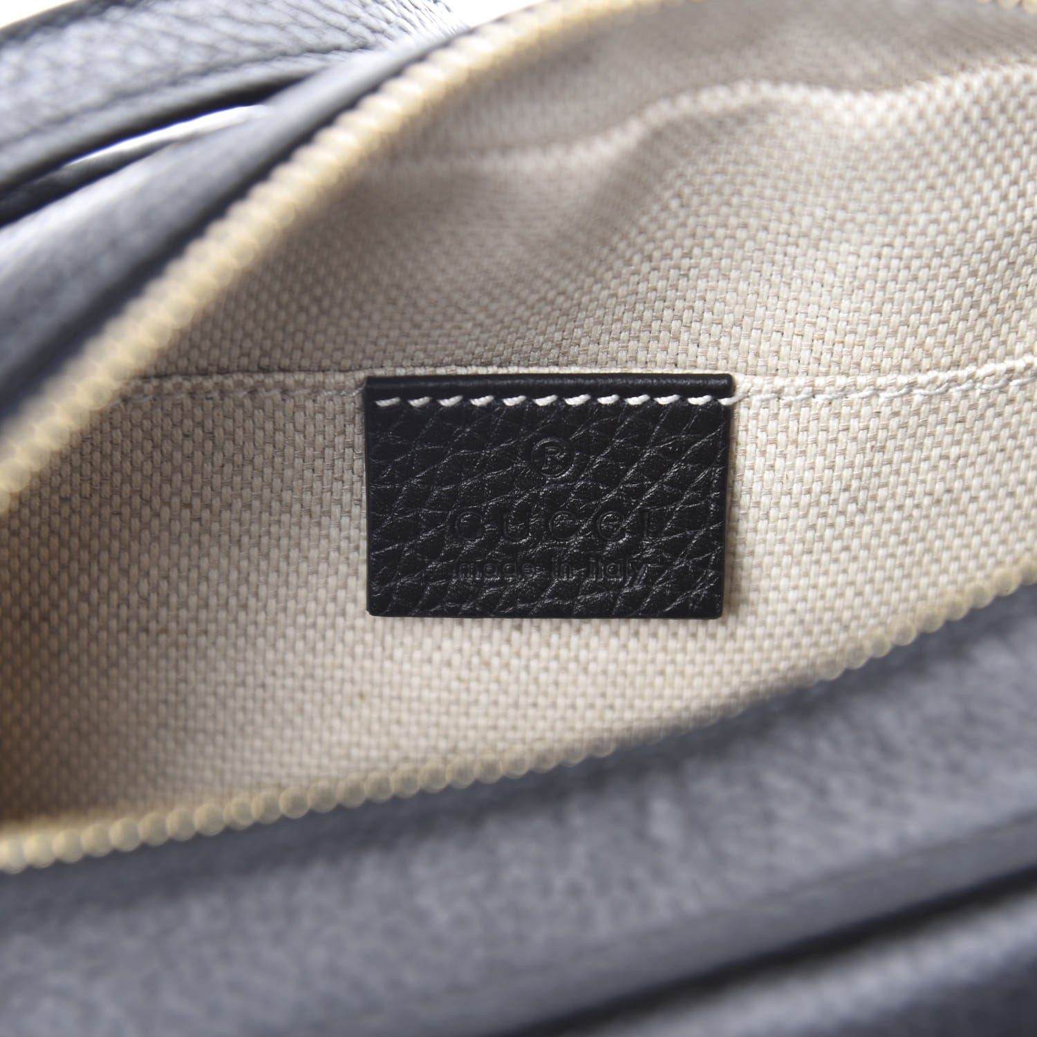 Gucci Pebbled Calfskin Small Soho Disco Bag Black 6 of 10