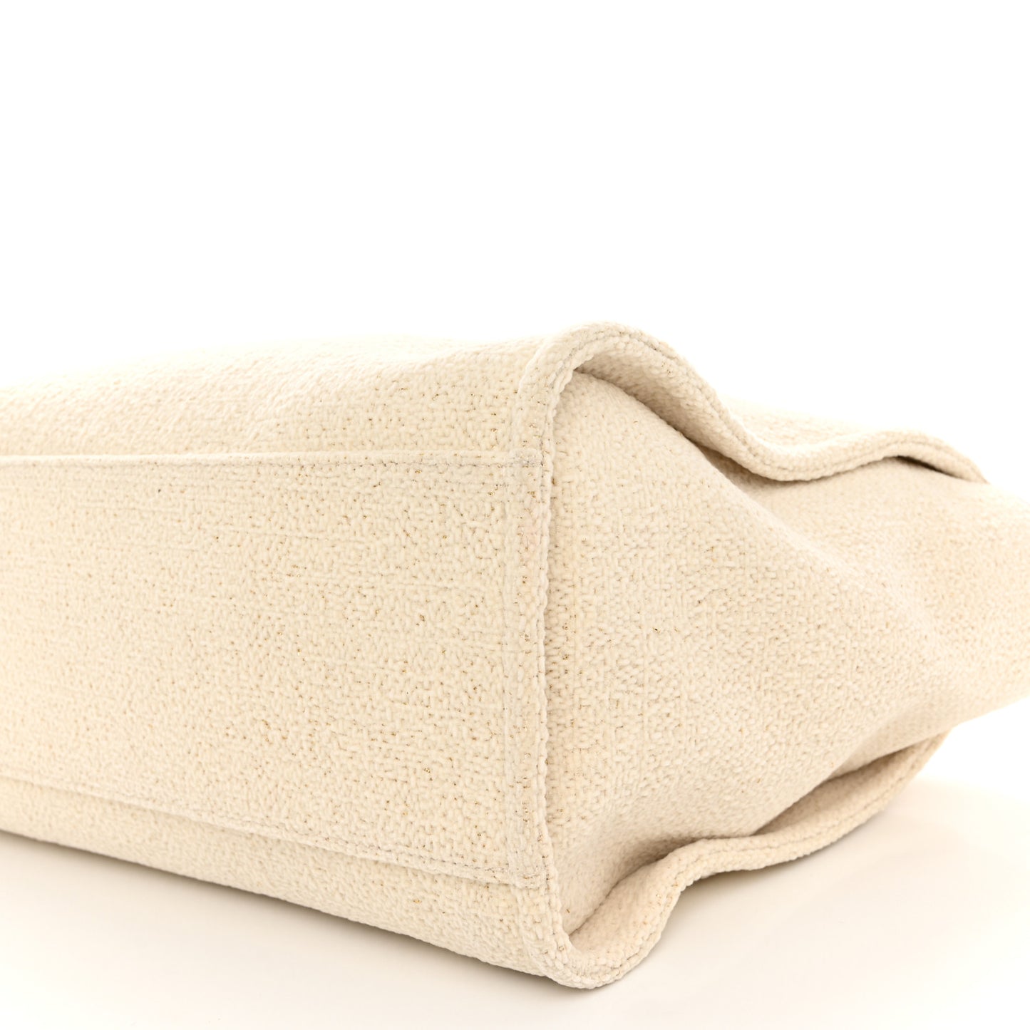 Lurex Boucle Medium Deauville Tote White
