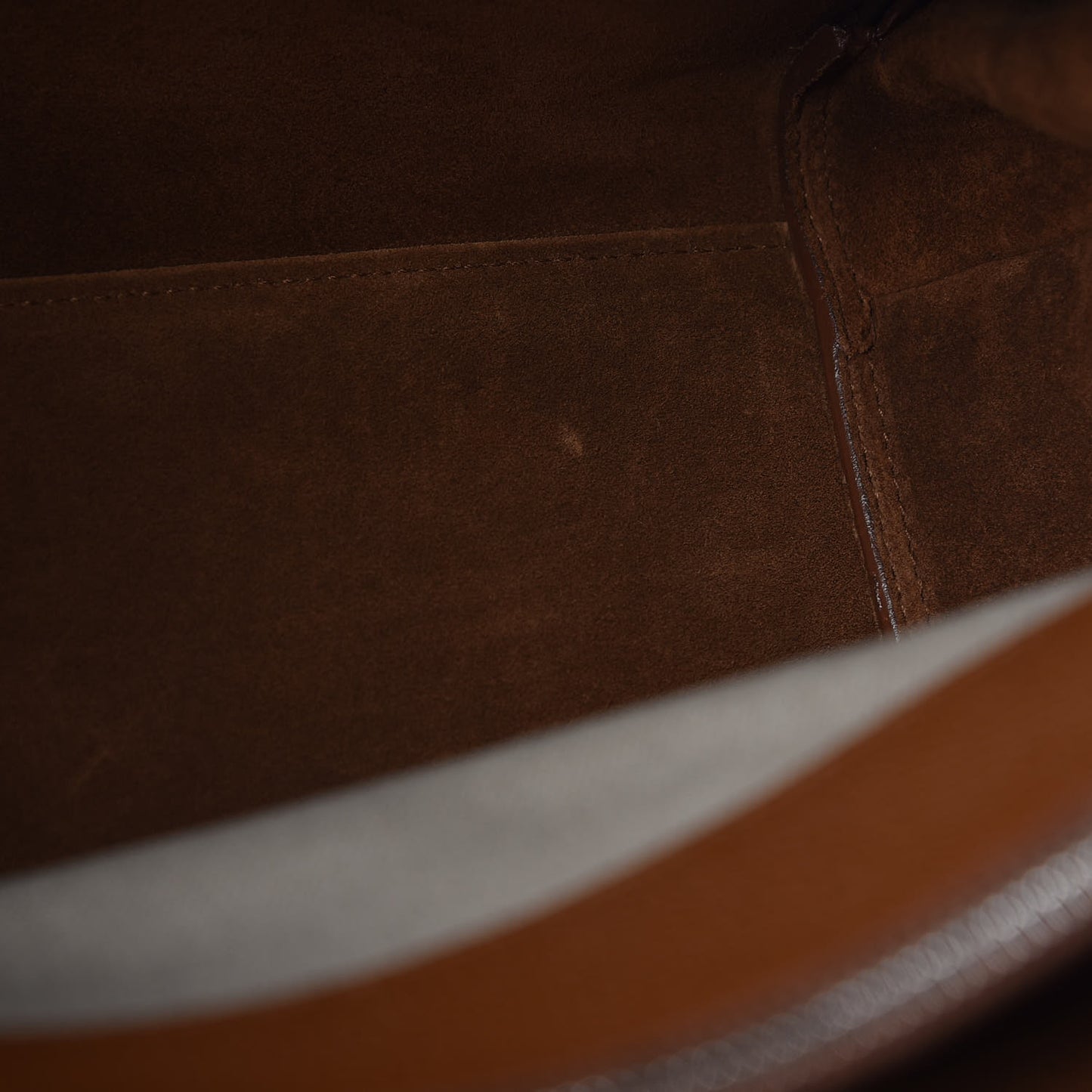 Grained Calfskin Medium Souple Sac De Jour Camel Brilliant
