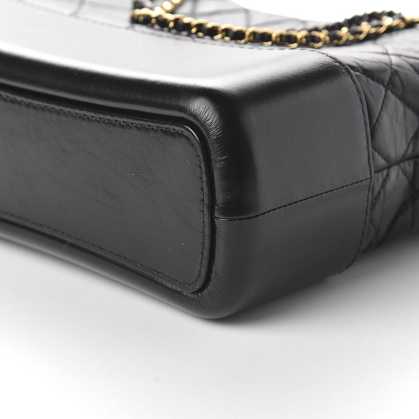 Aged Calfskin Quilted Medium Gabrielle Hobo Black