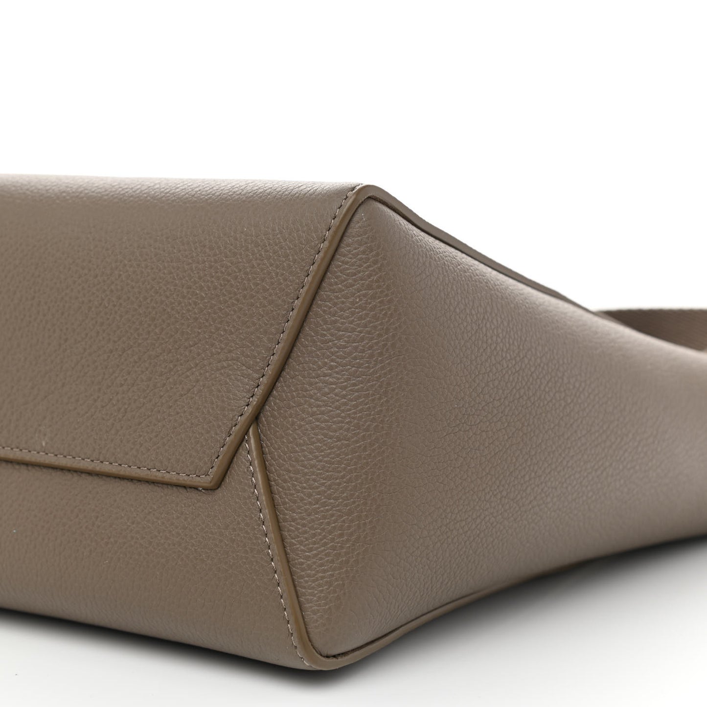 Soft Grained Calfskin Small Sangle Bucket Bag Taupe