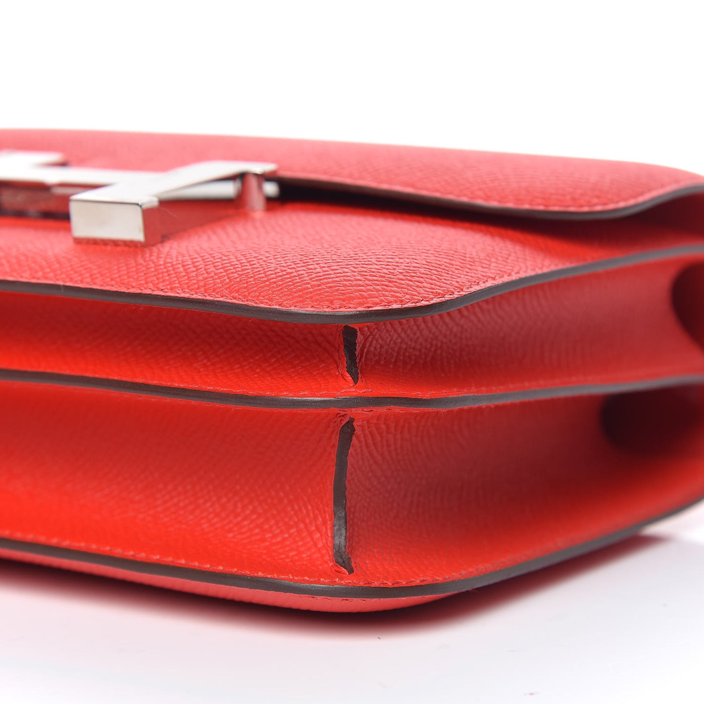 Epsom Constance 18 Rouge de Coeur