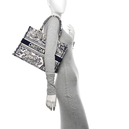 Christian Dior Canvas Embroidered Medium Dioriviera Toile De Jouy Book Tote Blue 2 of 12
