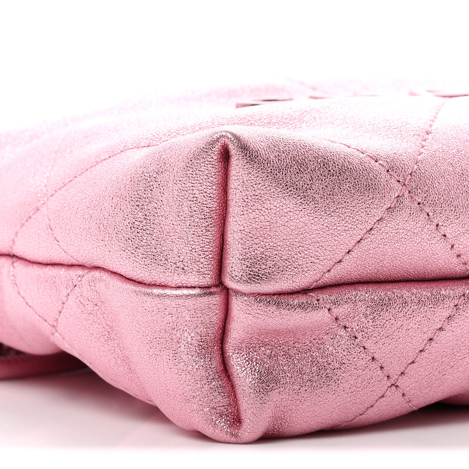 Chanel Metallic Lambskin Lacquered Monochrome Quilted Mini Chanel 22 Pink 9 of 10