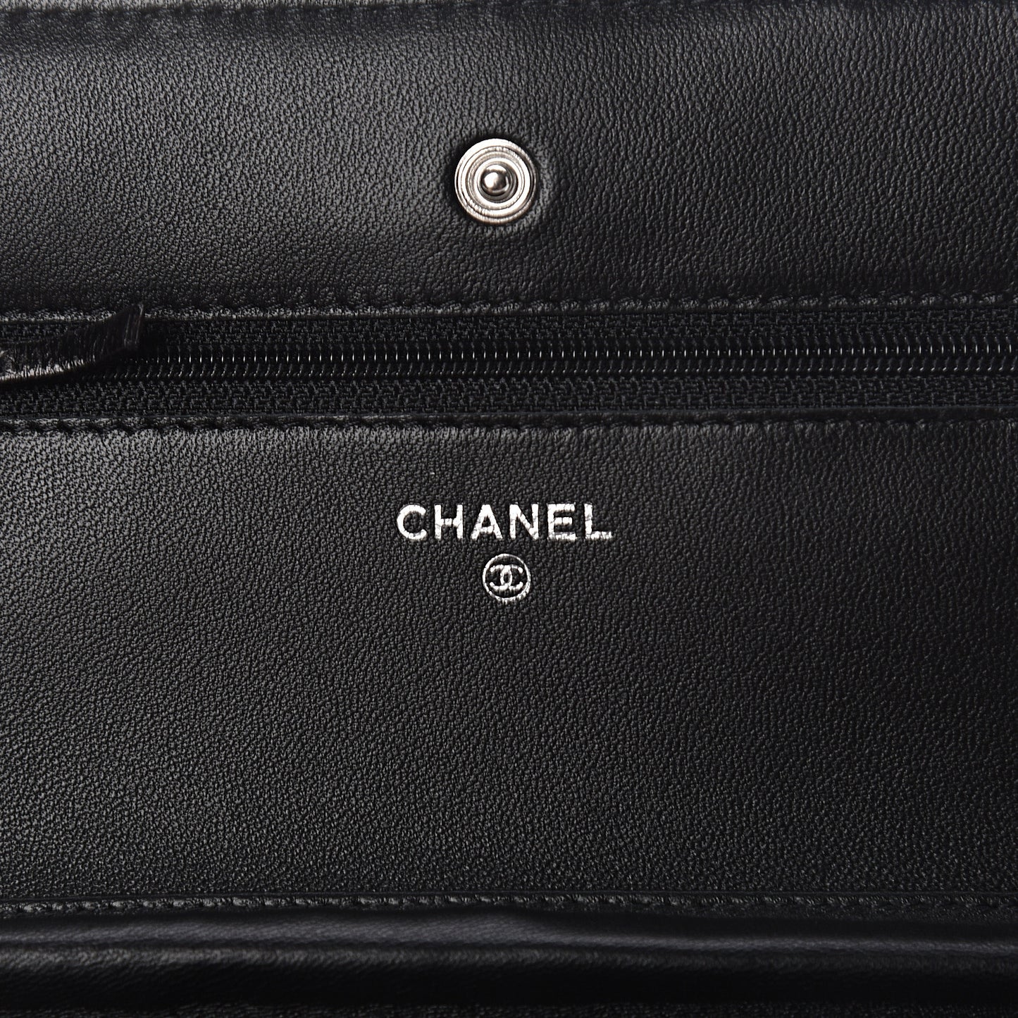 Lambskin Quilted Wallet On Chain WOC Black