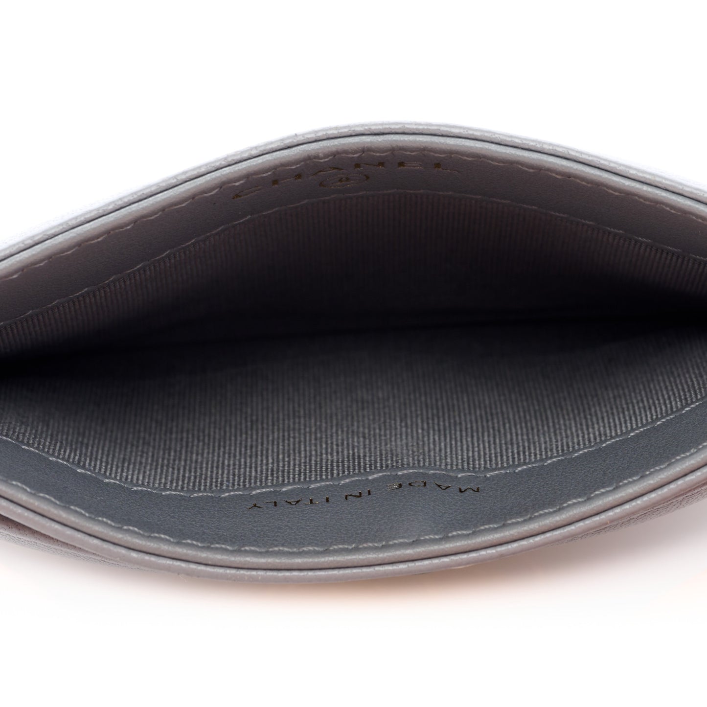 Lambskin Quilted Chanel 19 Card Holder Grey