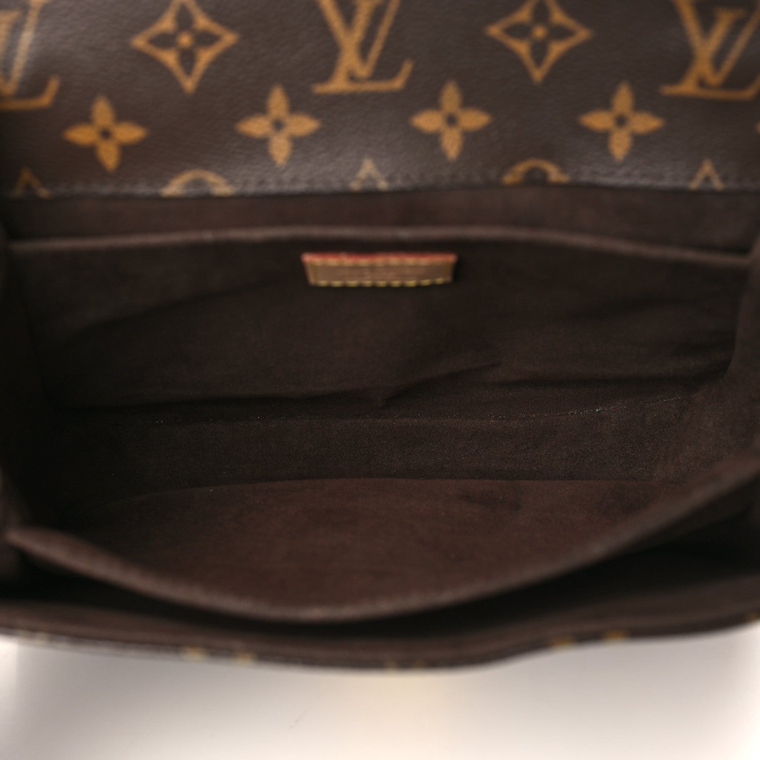 Louis Vuitton Monogram Pochette Metis 5 of 8