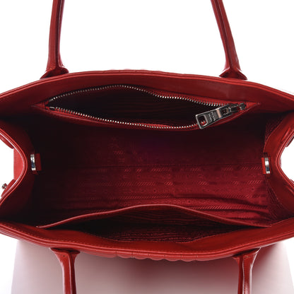 Prada Soft Calfskin Impunture Diagramme Tote Rosso 4 of 9