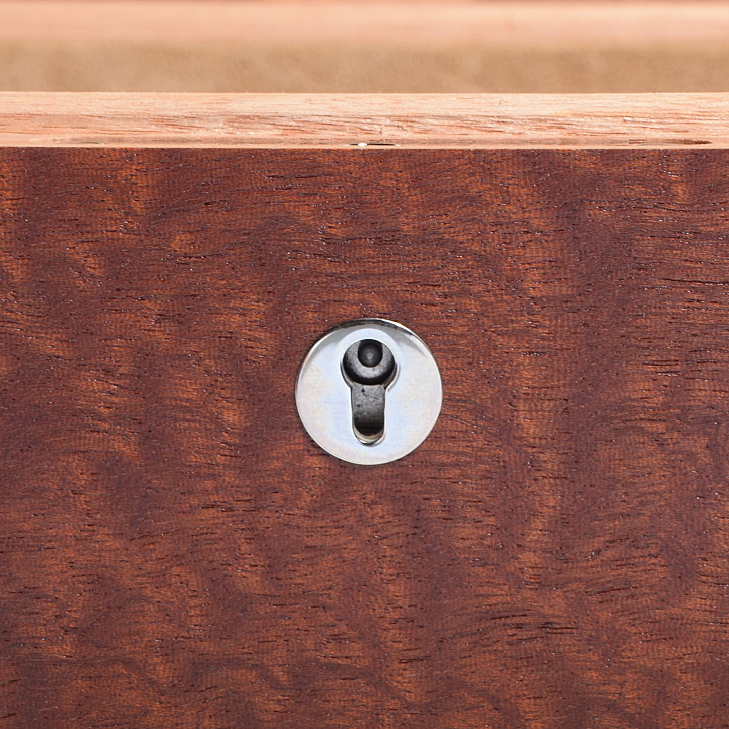 Pomelle Wood with Stingray Inlay Mazurka Jewelry Box
