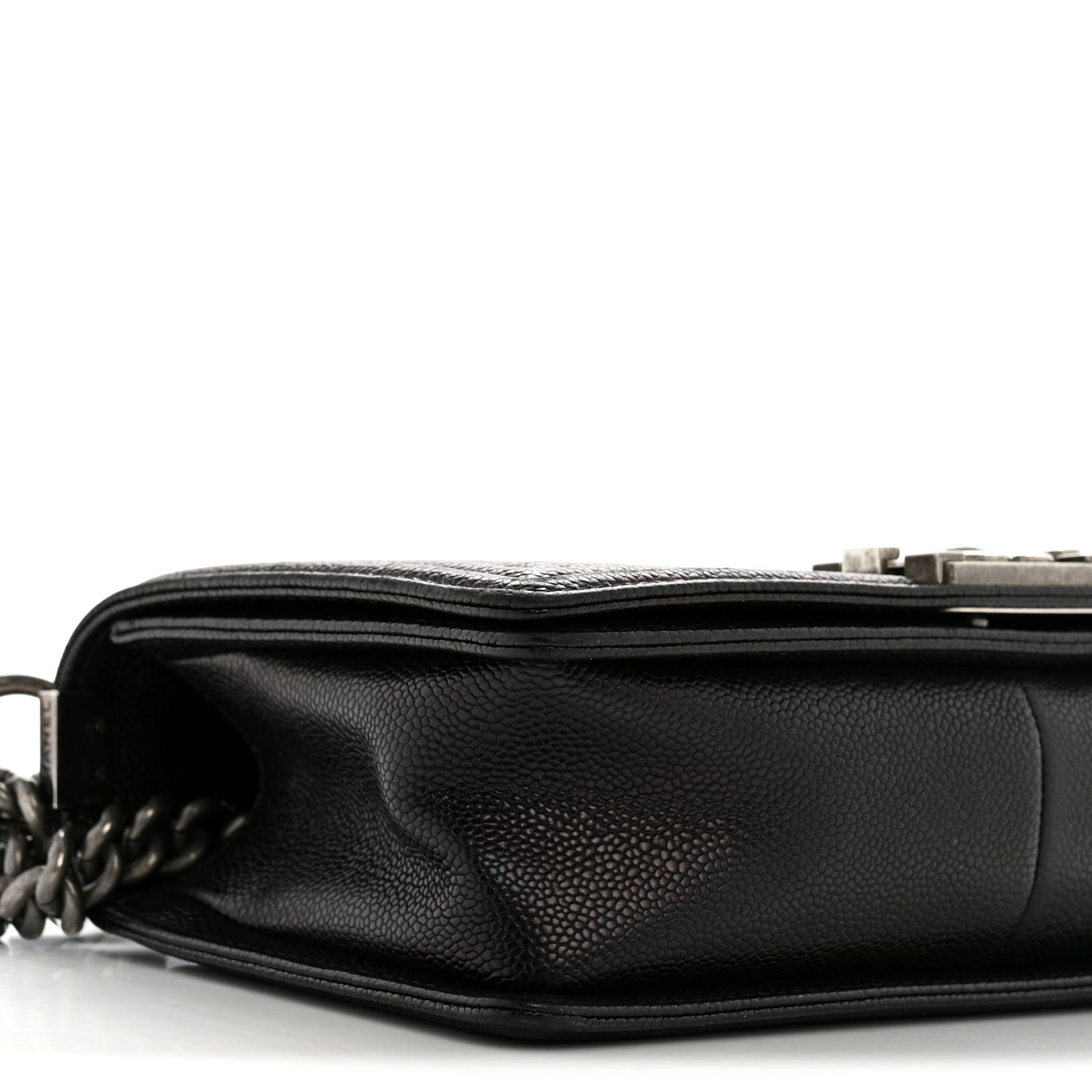 Caviar Quilted Medium Boy Flap Black