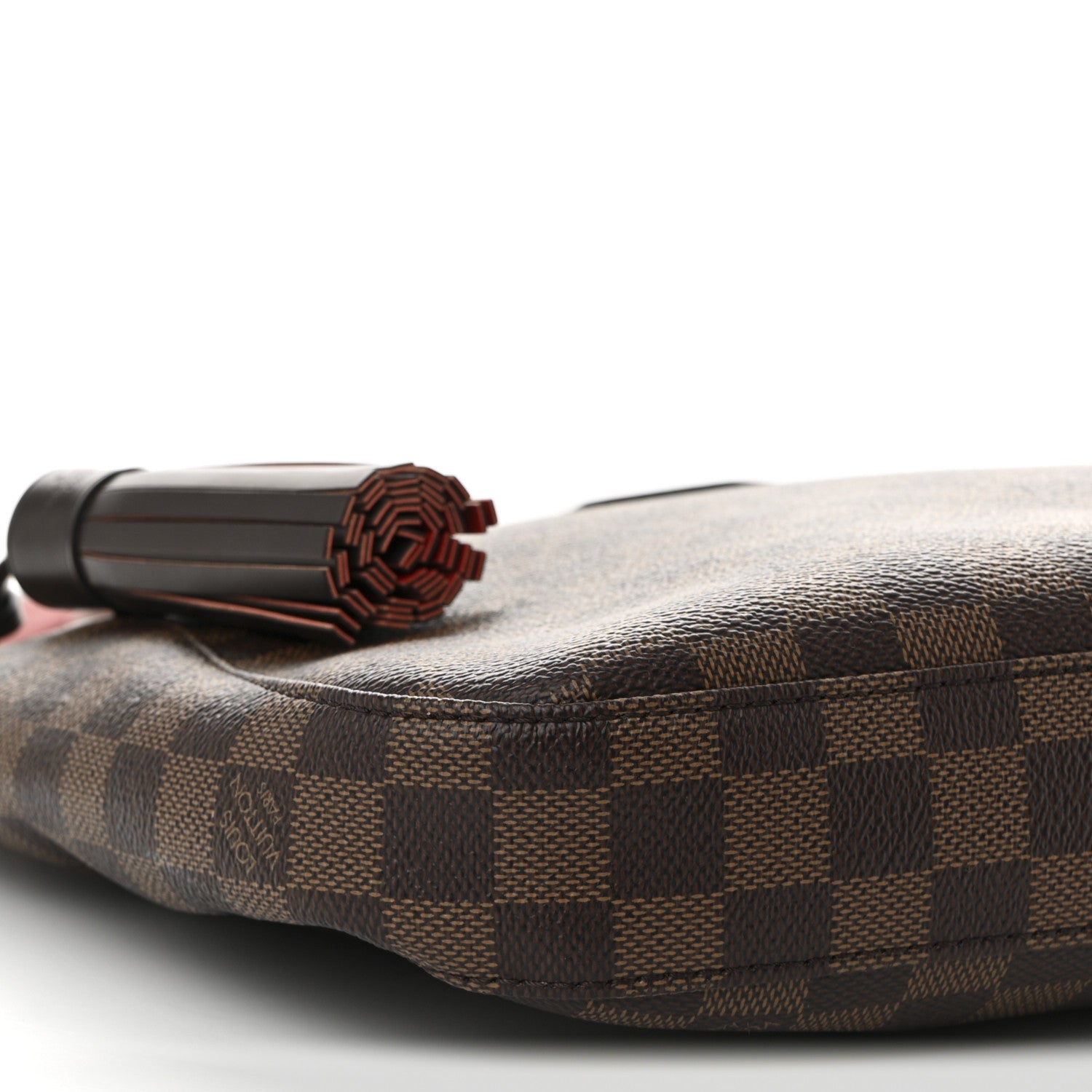 Louis Vuitton Damier Ebene South Bank Besace 10 of 11