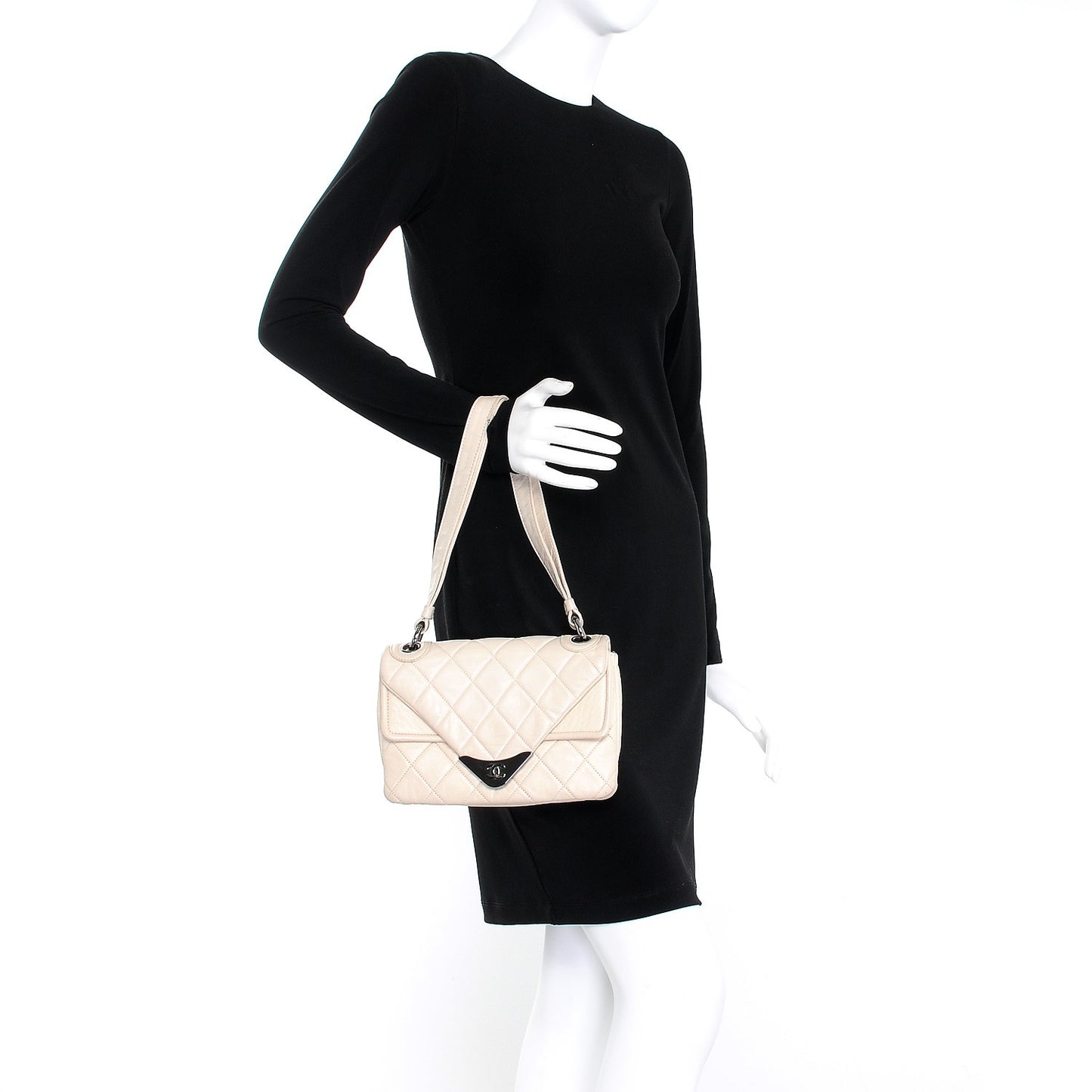 Lambskin Quilted Small Flap Ivory