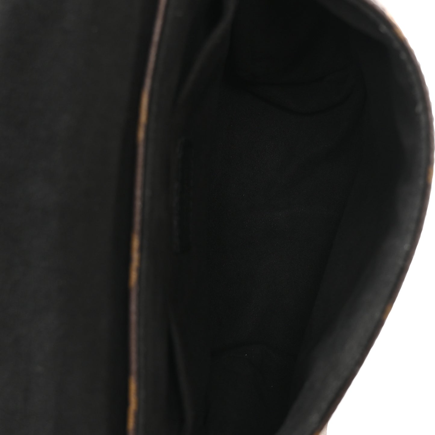 Monogram Locky BB Black