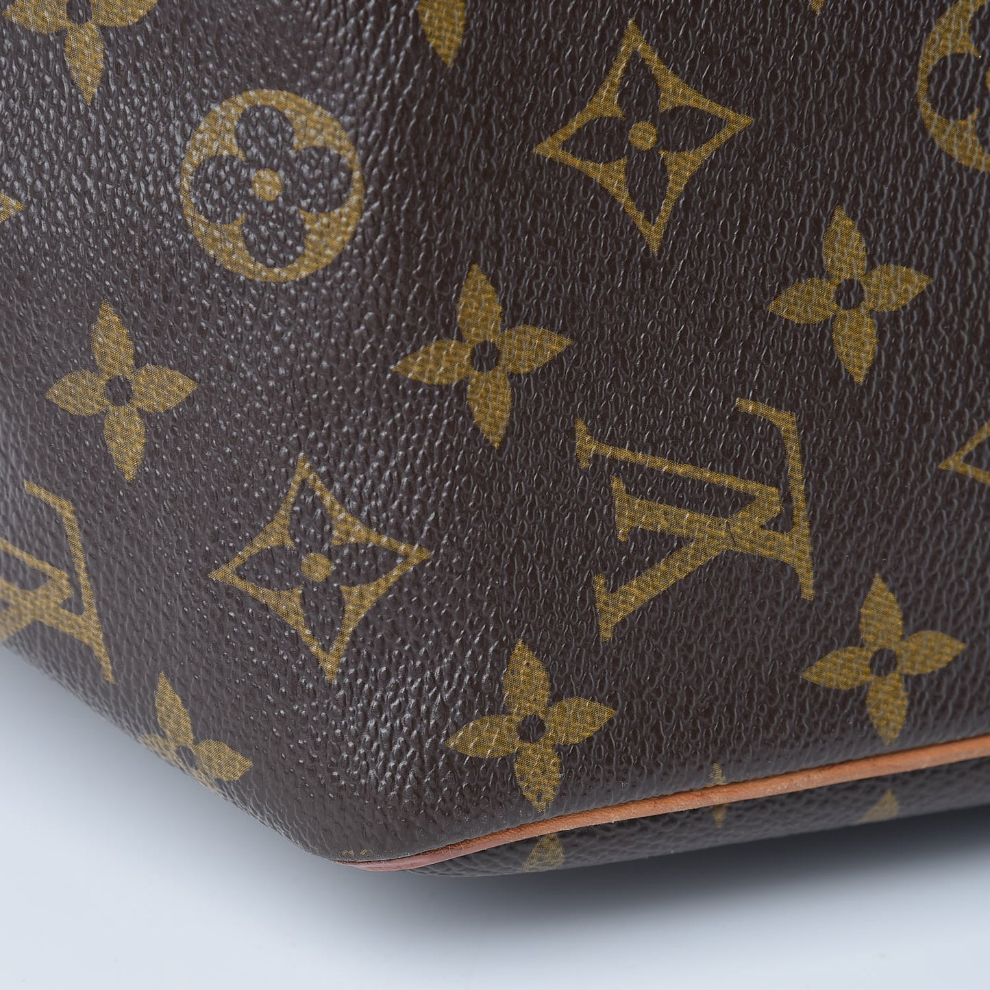 Monogram Batignolles