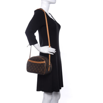 Louis Vuitton Monogram Blois 2 of 9