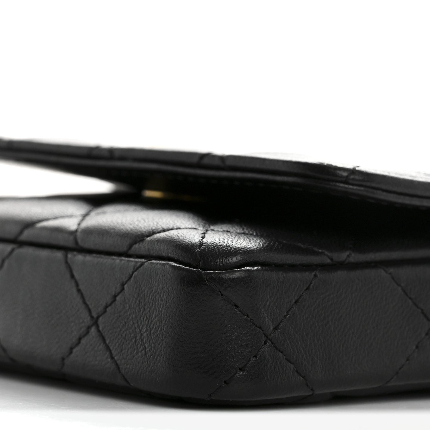 Lambskin Enamel Quilted Coco Hearts Clutch With Chain Black