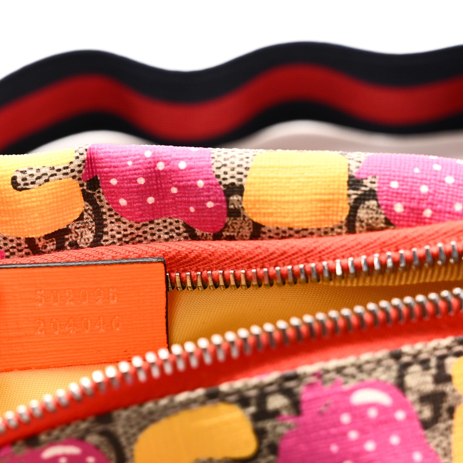 Gucci GG Supreme Monogram Childrens Strawberry Print Belt Bag Multicolor 7 of 10