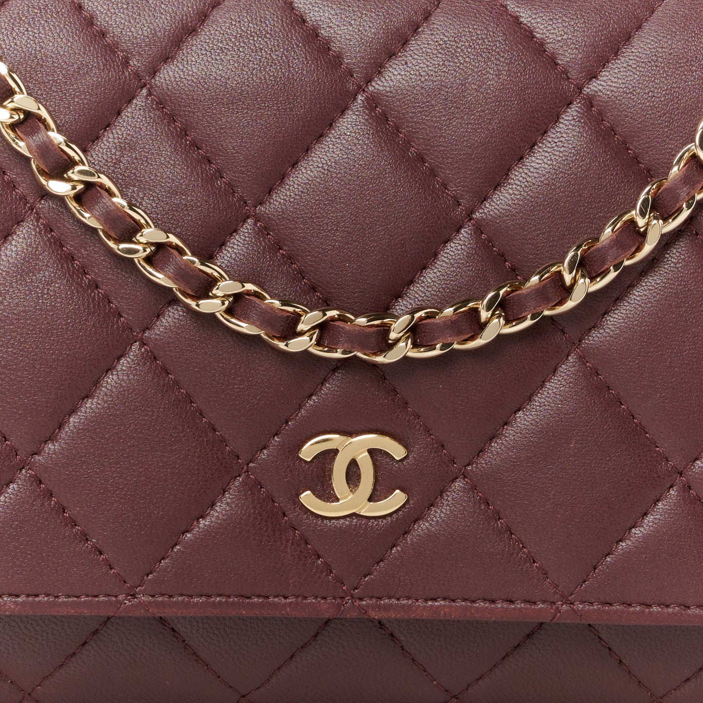 Lambskin Quilted Wallet On Chain WOC Burgundy