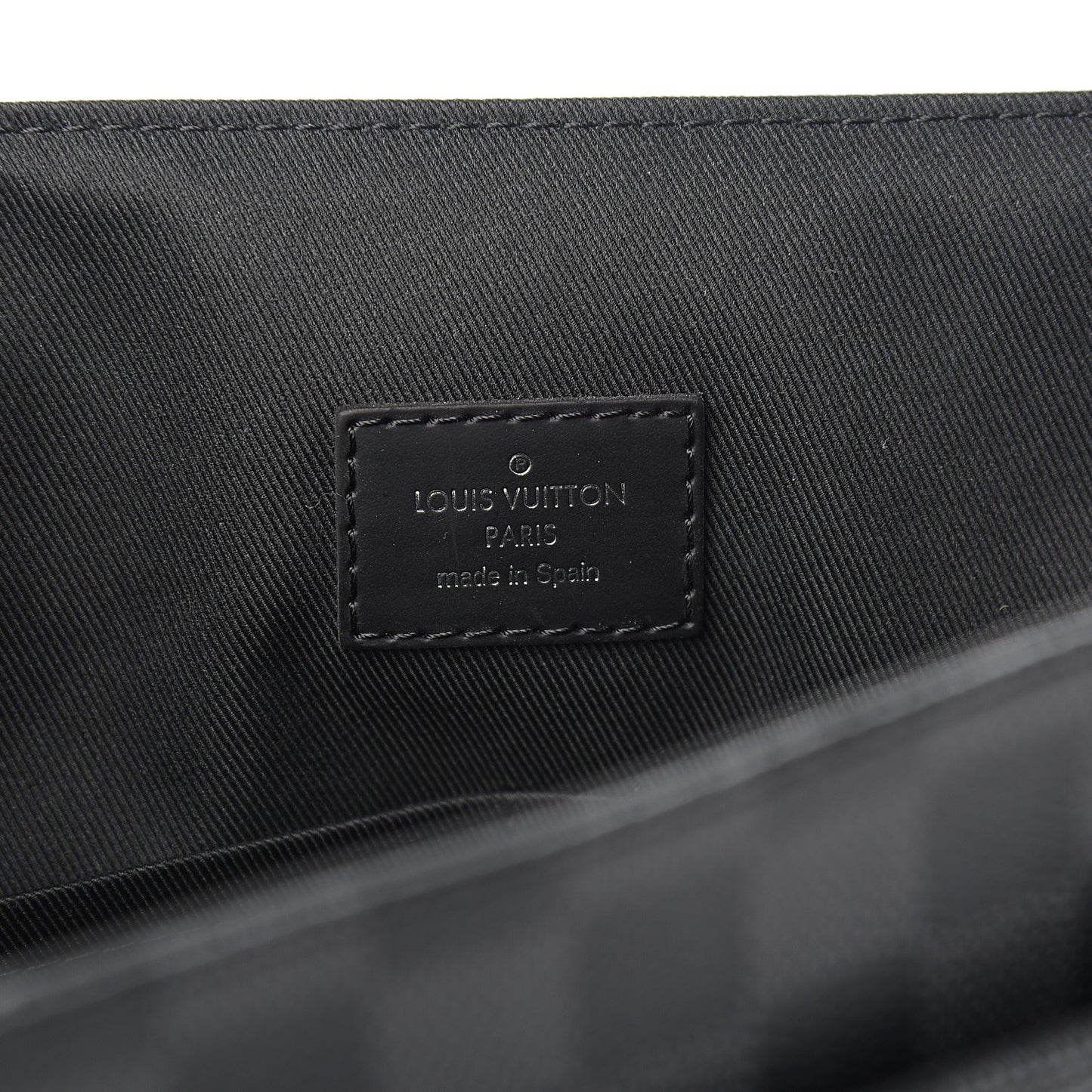 Damier Graphite District MM