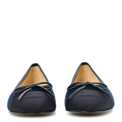 Chanel Velvet Grosgrain Cap Toe CC Ballerina Flats 37.5 Navy Black 3 of 10
