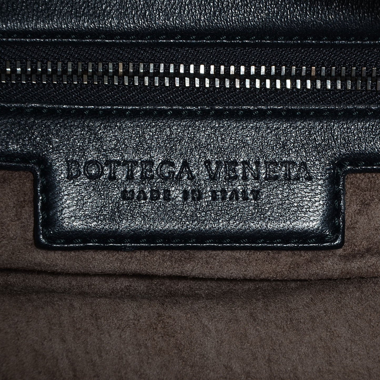 Nappa Intrecciato Maxi Veneta Hobo Nero Black