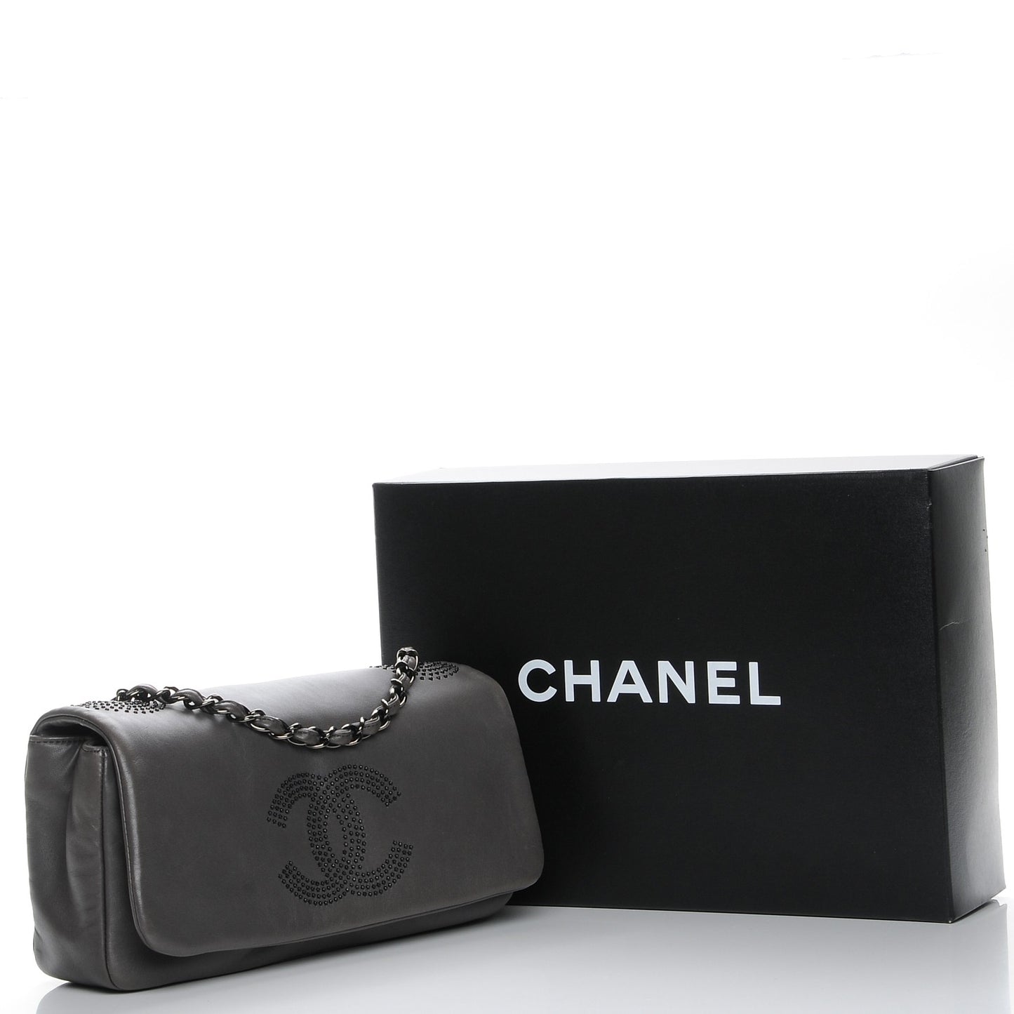 Lambskin Studded CC East West Flap Grey