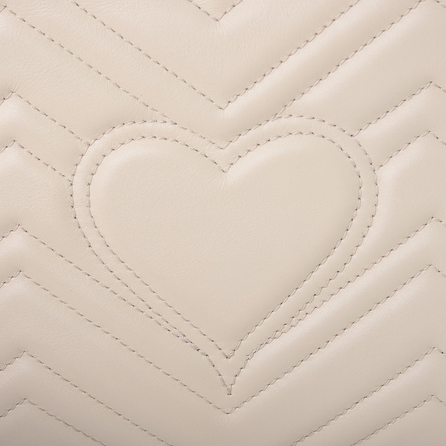 Gucci Calfskin Matelasse Medium GG Marmont Shoulder Bag White 8 of 9