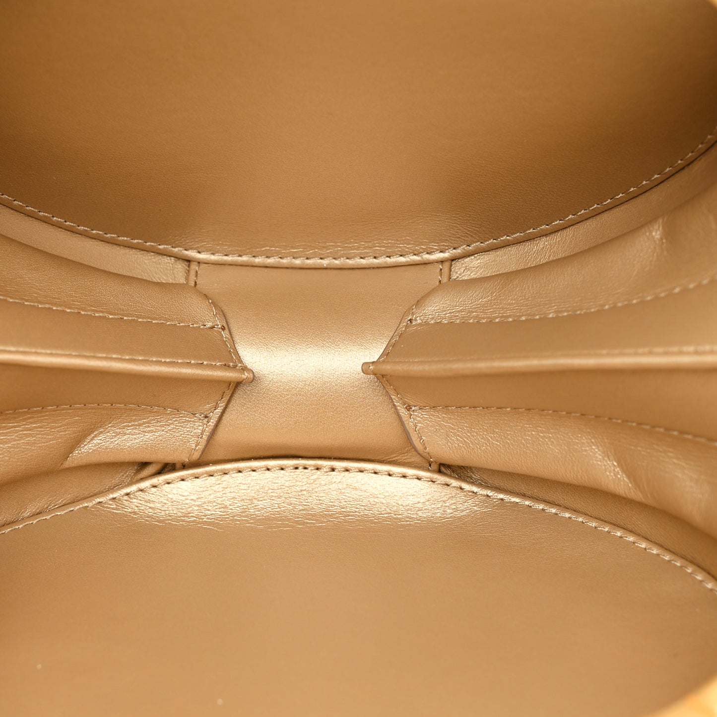 Lambskin Round Clutch With Chain White