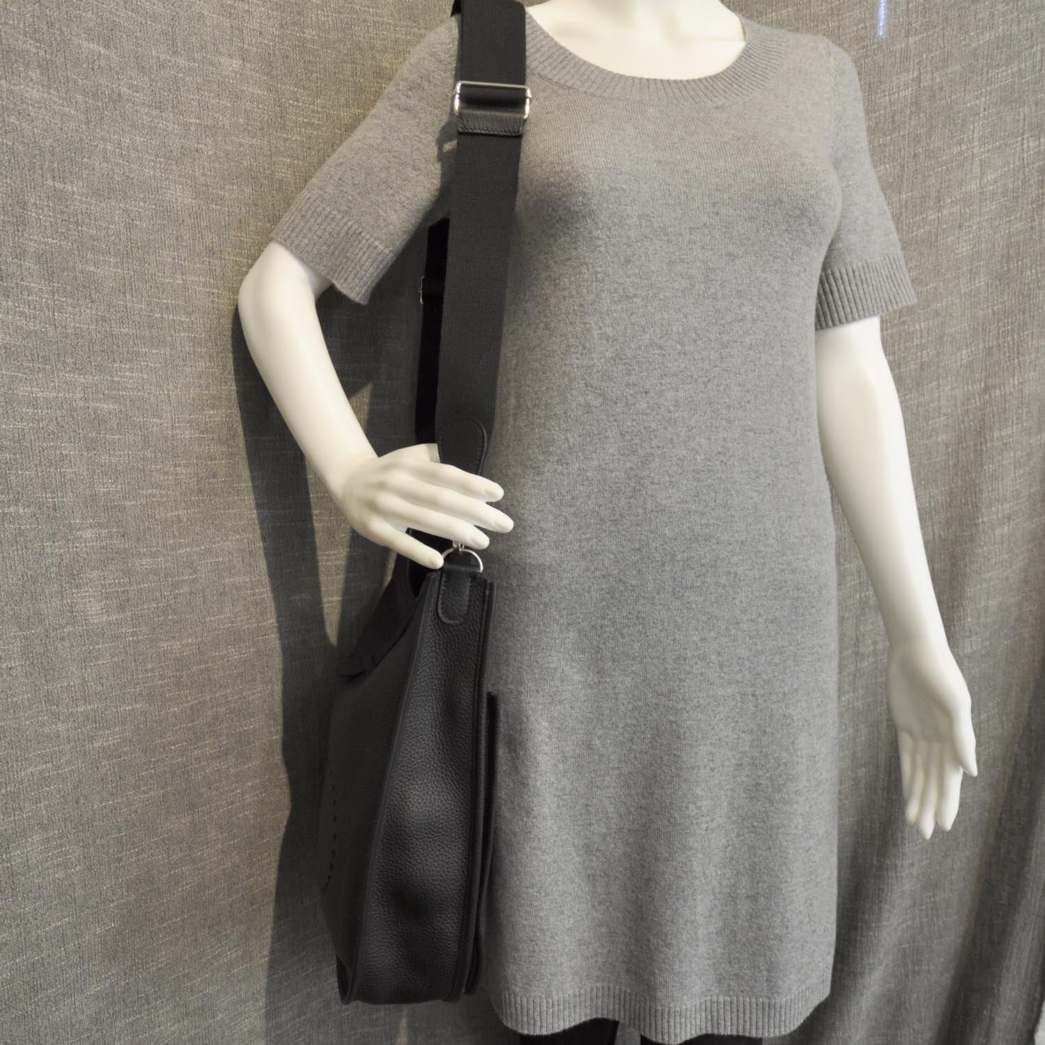 Hermes Taurillon Clemence Evelyne III GM Black 3 of 9