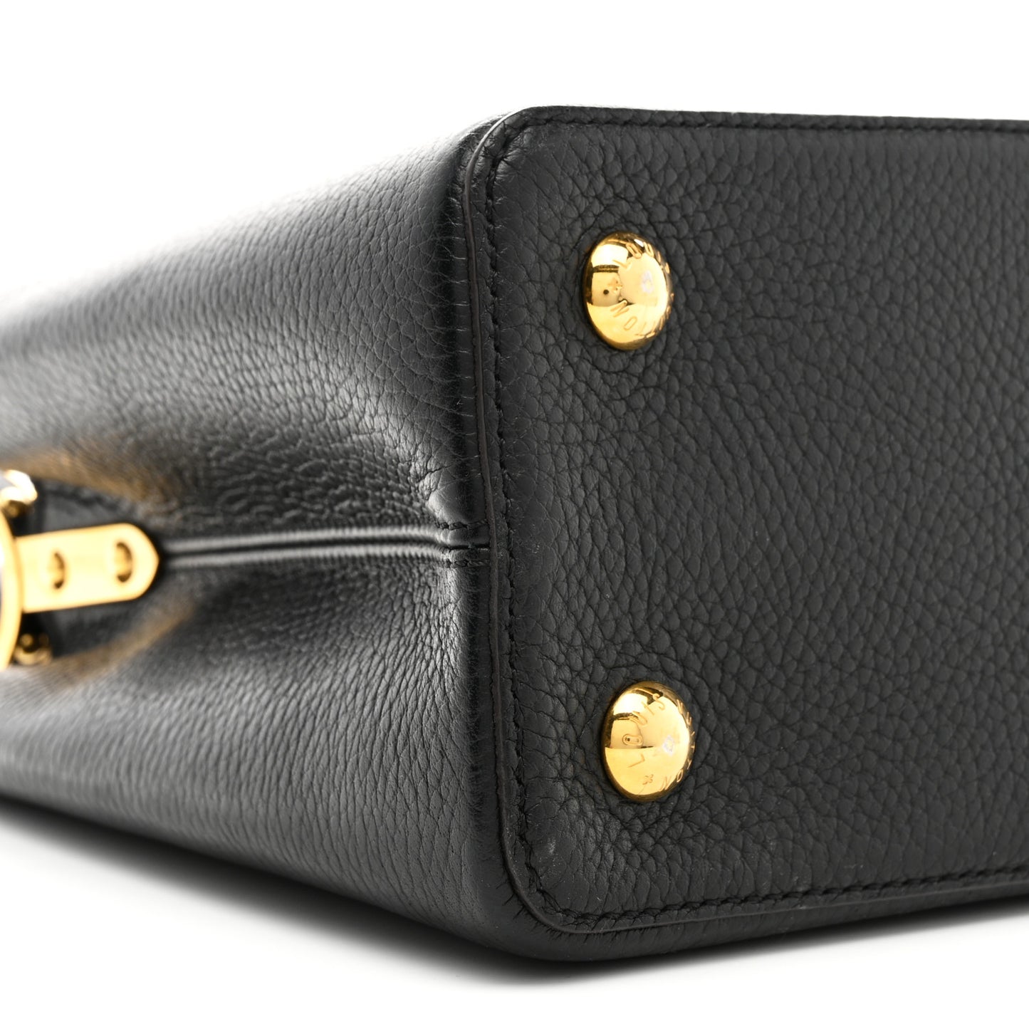 Taurillon Capucines PM Black