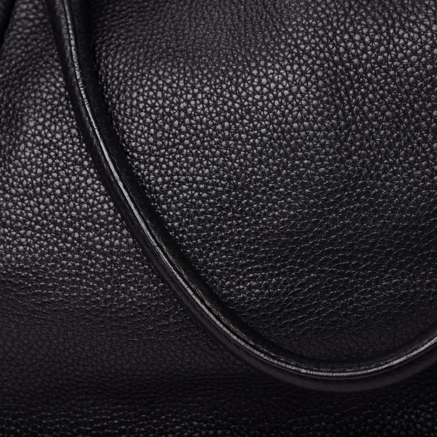 Vitello Daino Tote Black