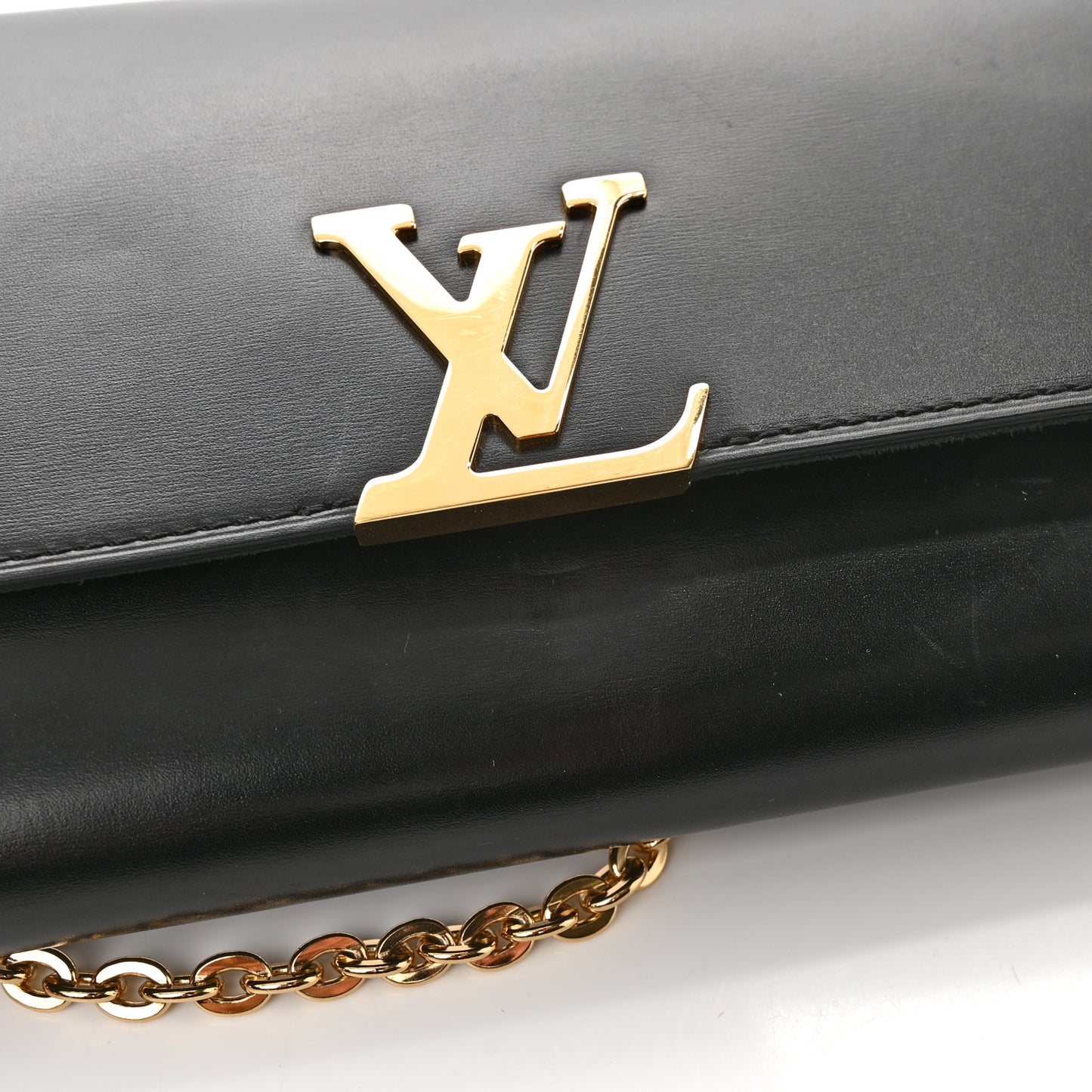 Calfskin Chain Louise GM NM Black