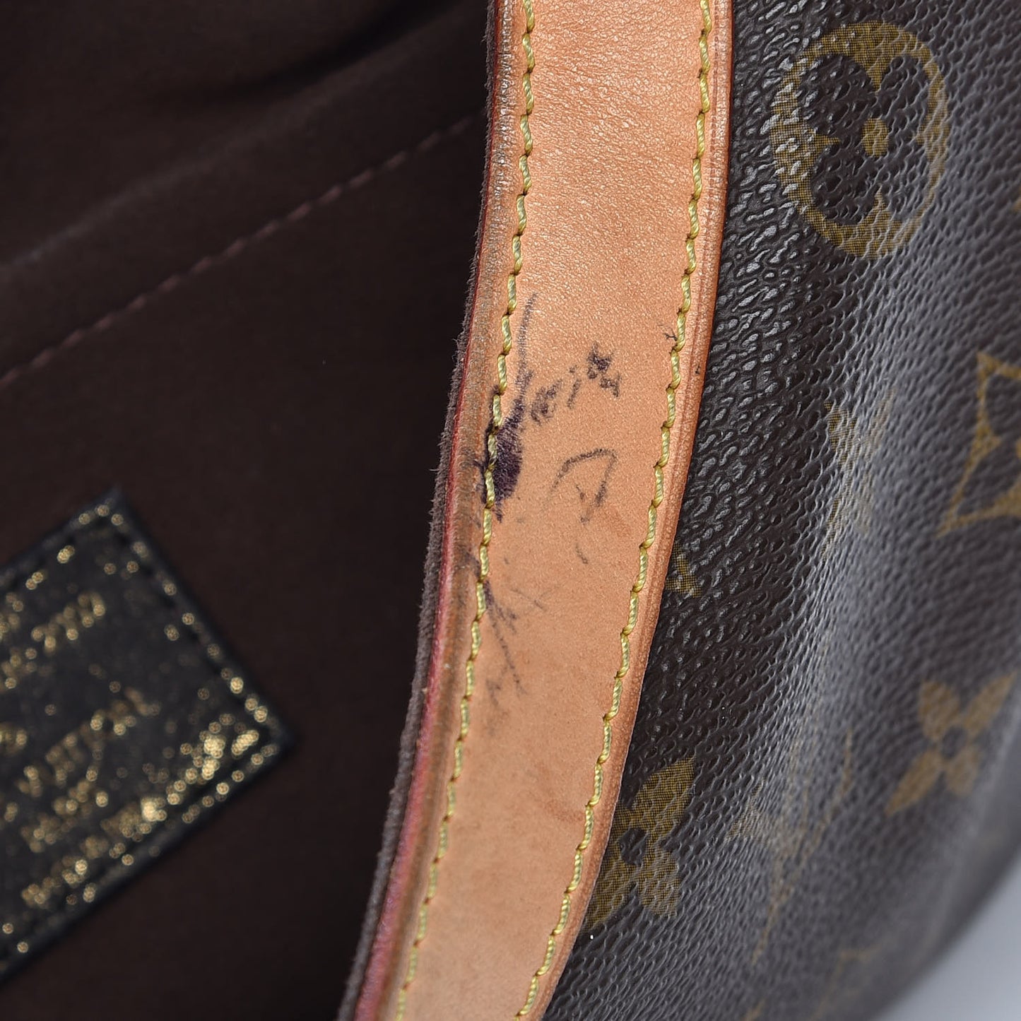 Monogram Kalahari GM