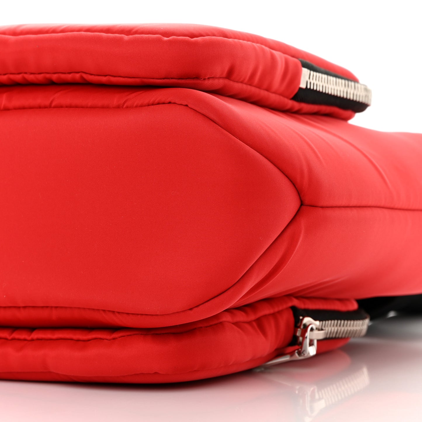 Tessuto Nylon Pocket Small Cargo Tote Rosso Black