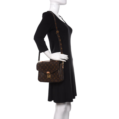 Louis Vuitton Monogram Pochette Metis 2 of 11