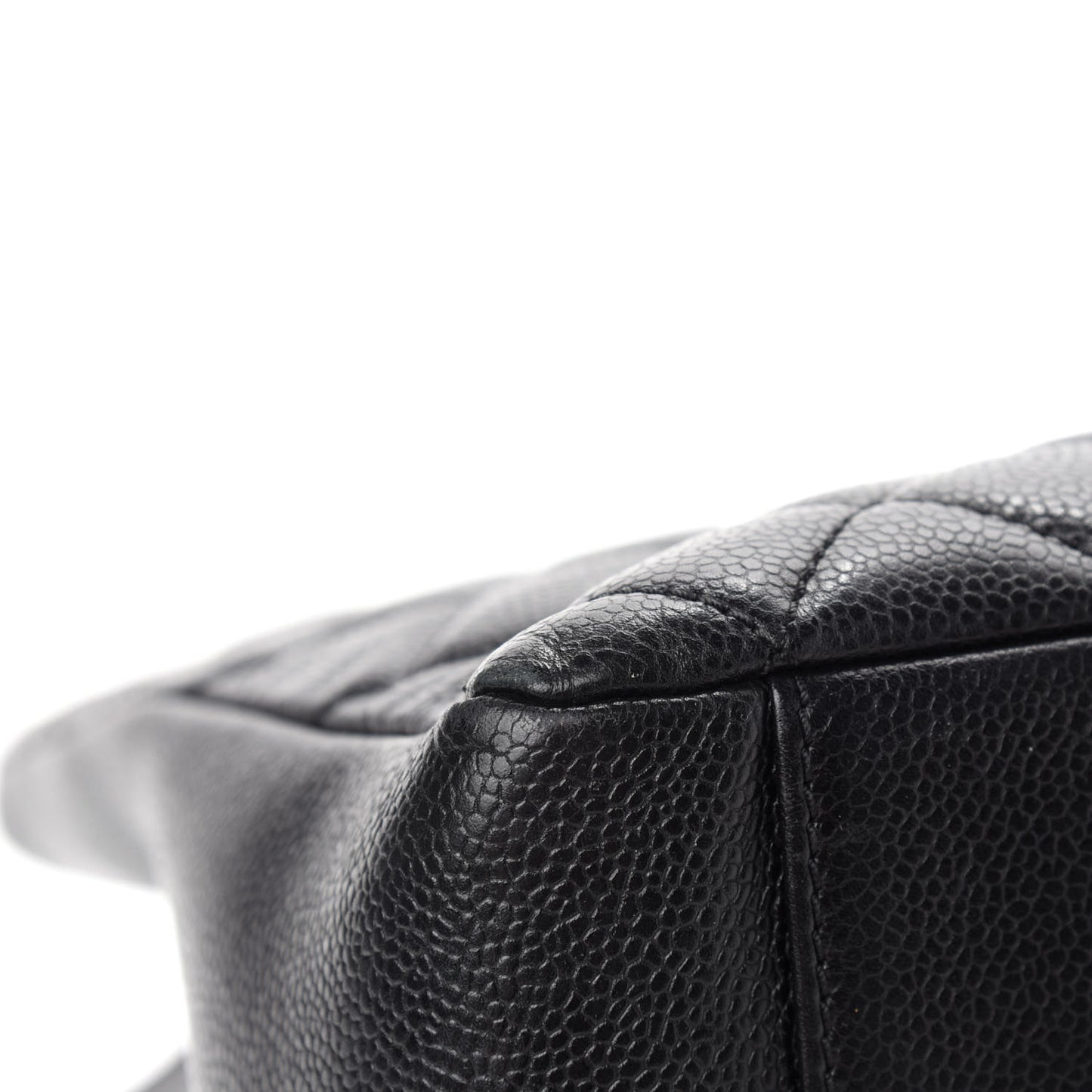 Caviar Quilted Grand Shopping Tote GST Black