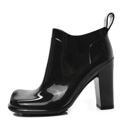 Bottega Veneta Rubber Shine Ankle Boots 36 Black 1 of 7