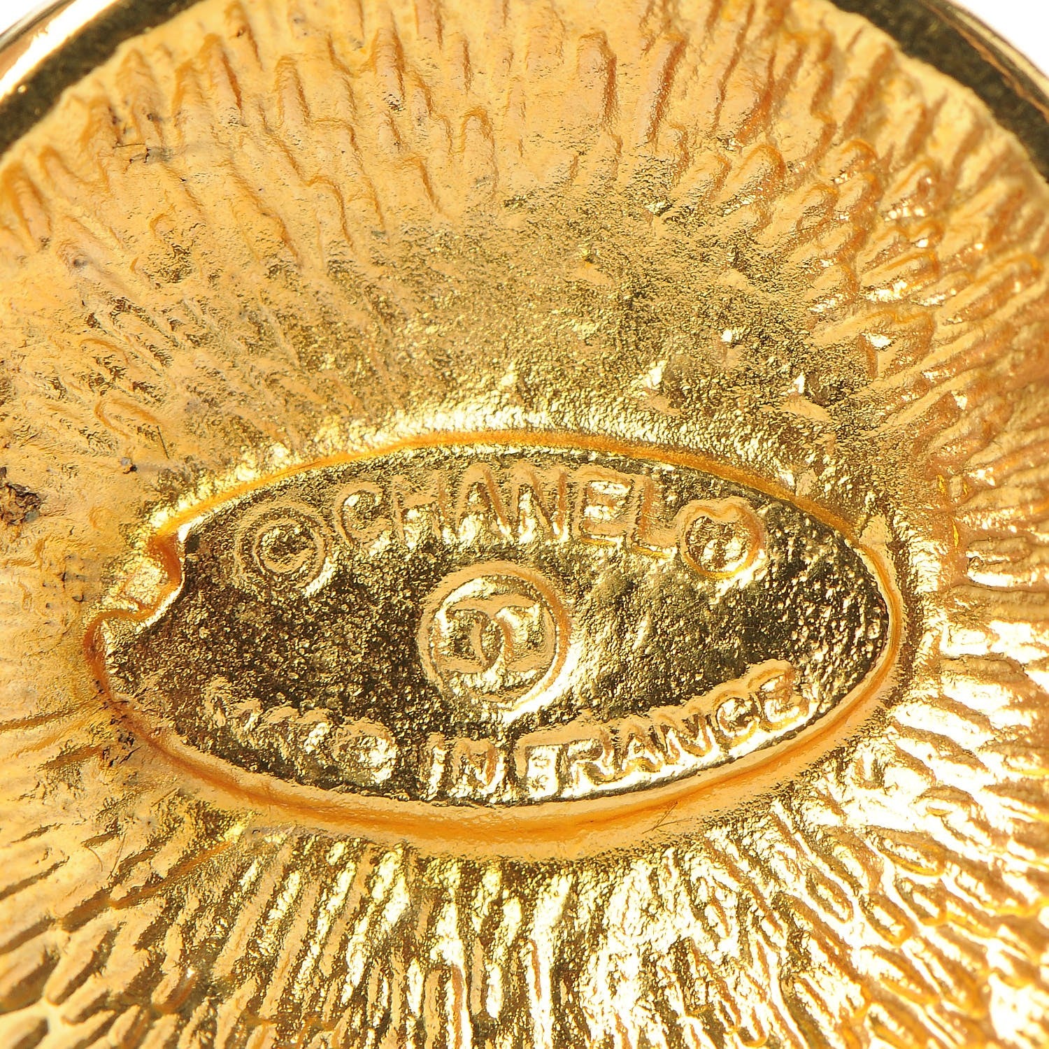 Chanel CC Medallion Bracelet Gold 5 of 5