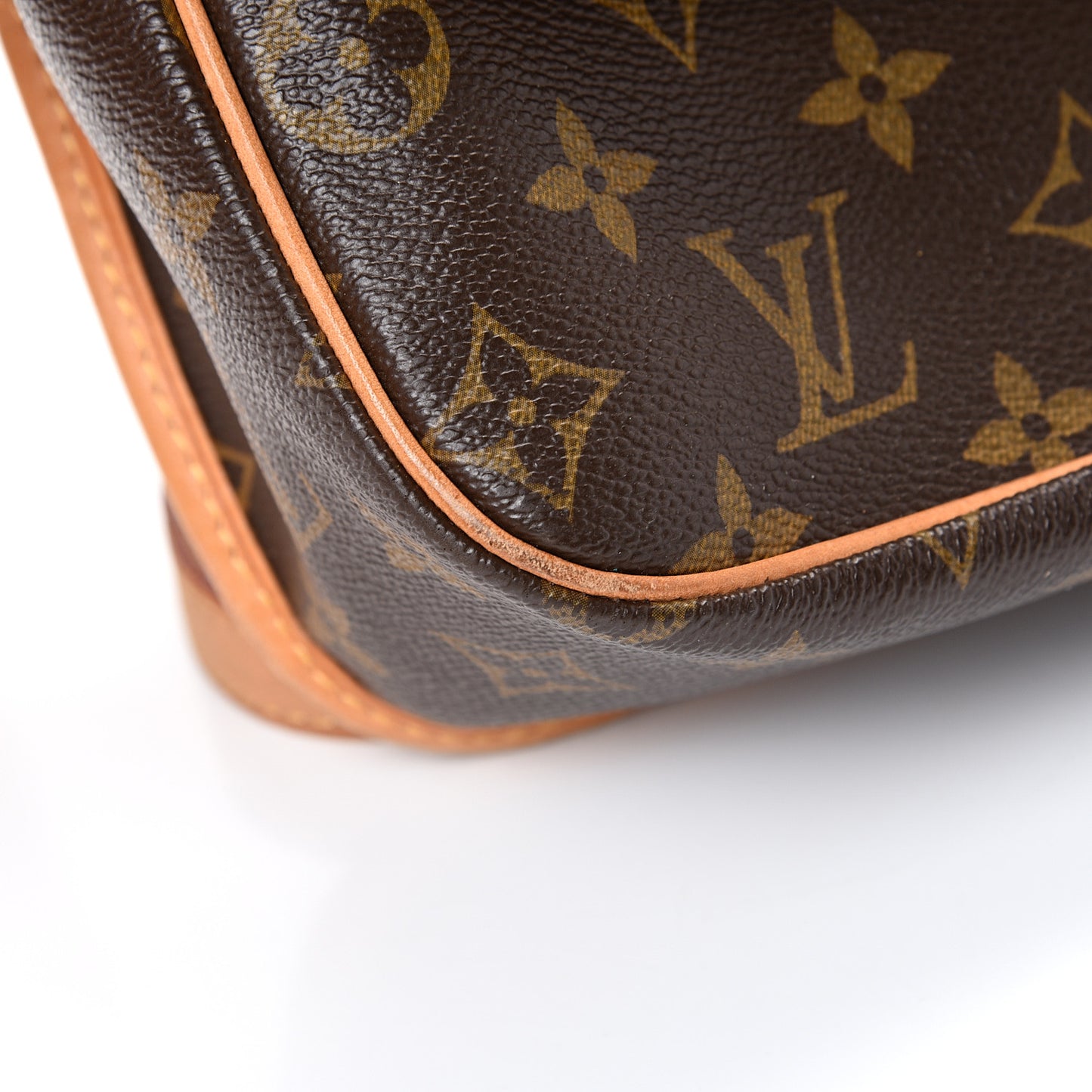 Monogram Sologne