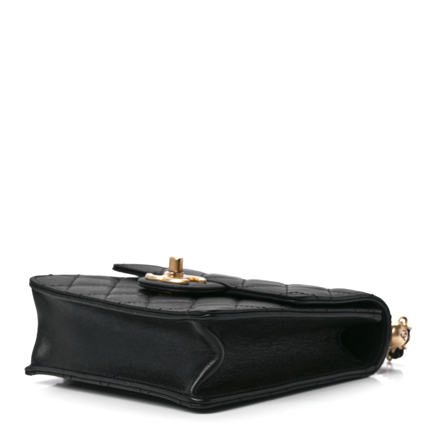 Lambskin Quilted Chic Pearls Flap Black