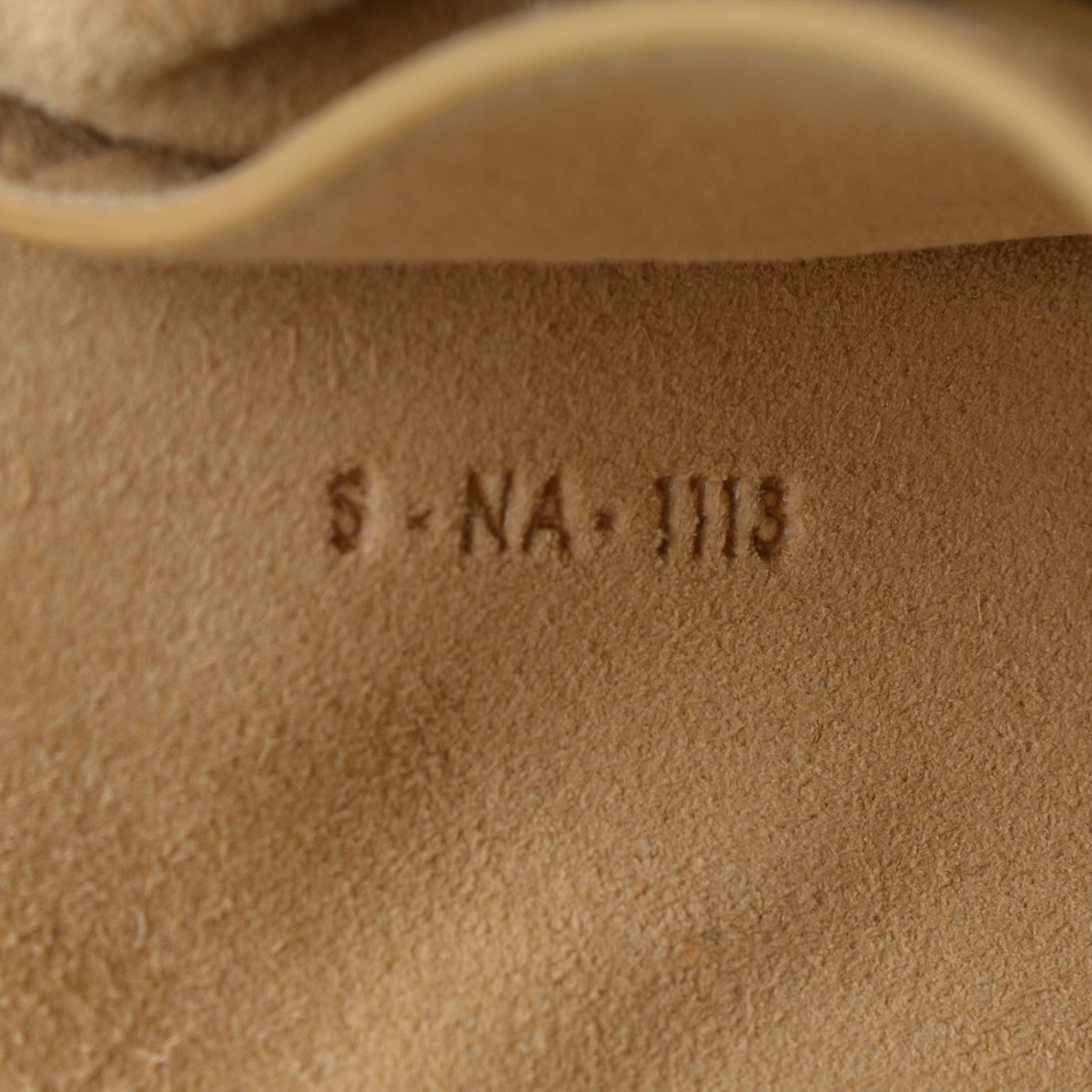 Celine Natural Calfskin Trotteur Messenger Chamois 8 of 8