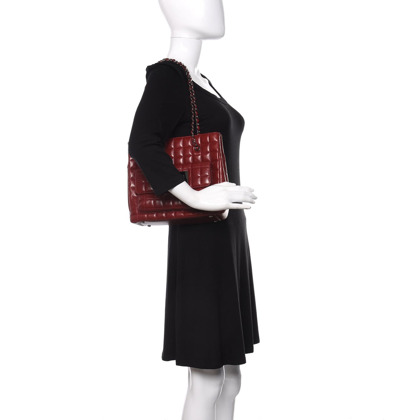 Lambskin Quilted Chocolate Bar Mademoiselle Shoulder Bag Red