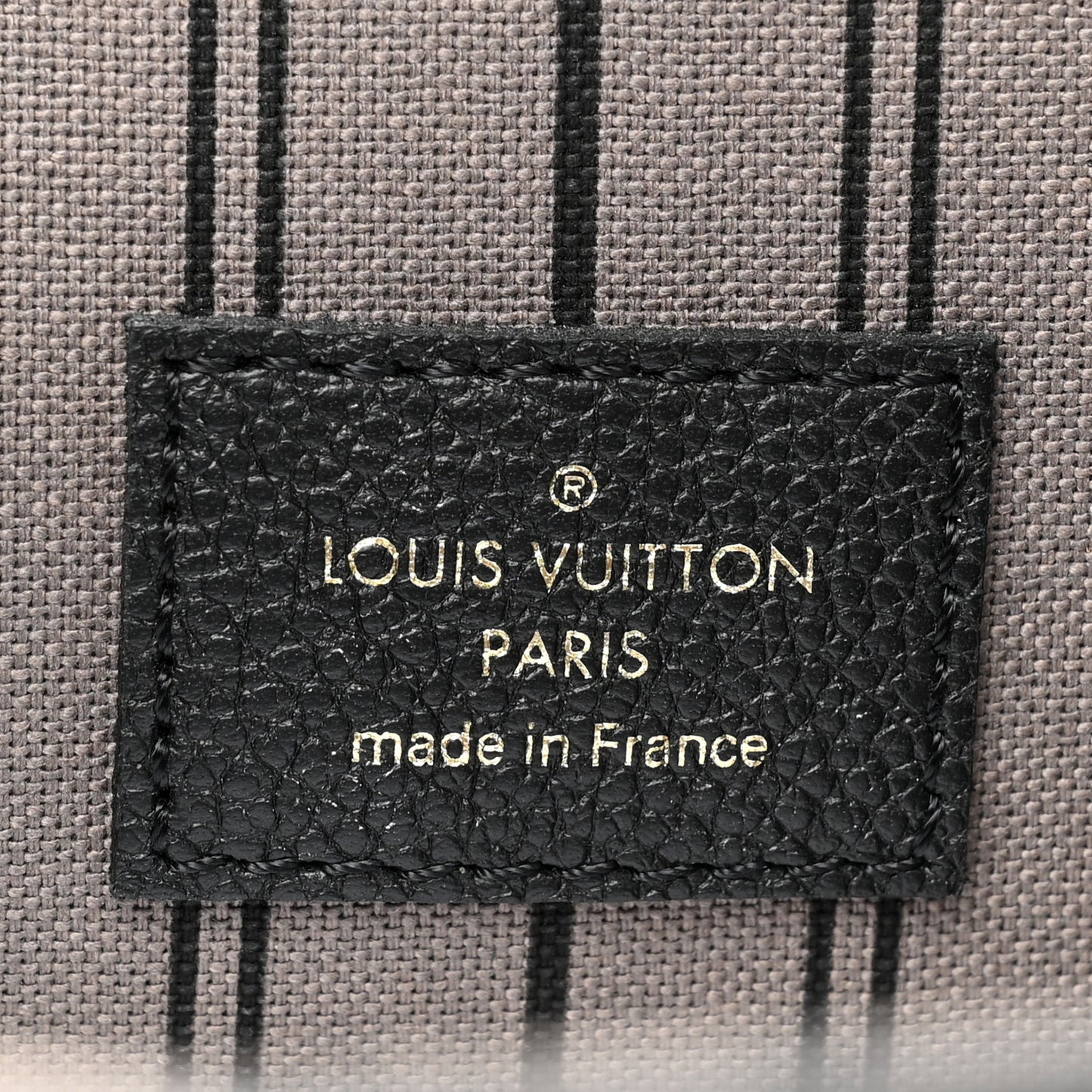 LOUIS VUITTON Empreinte Pochette Metis Black
