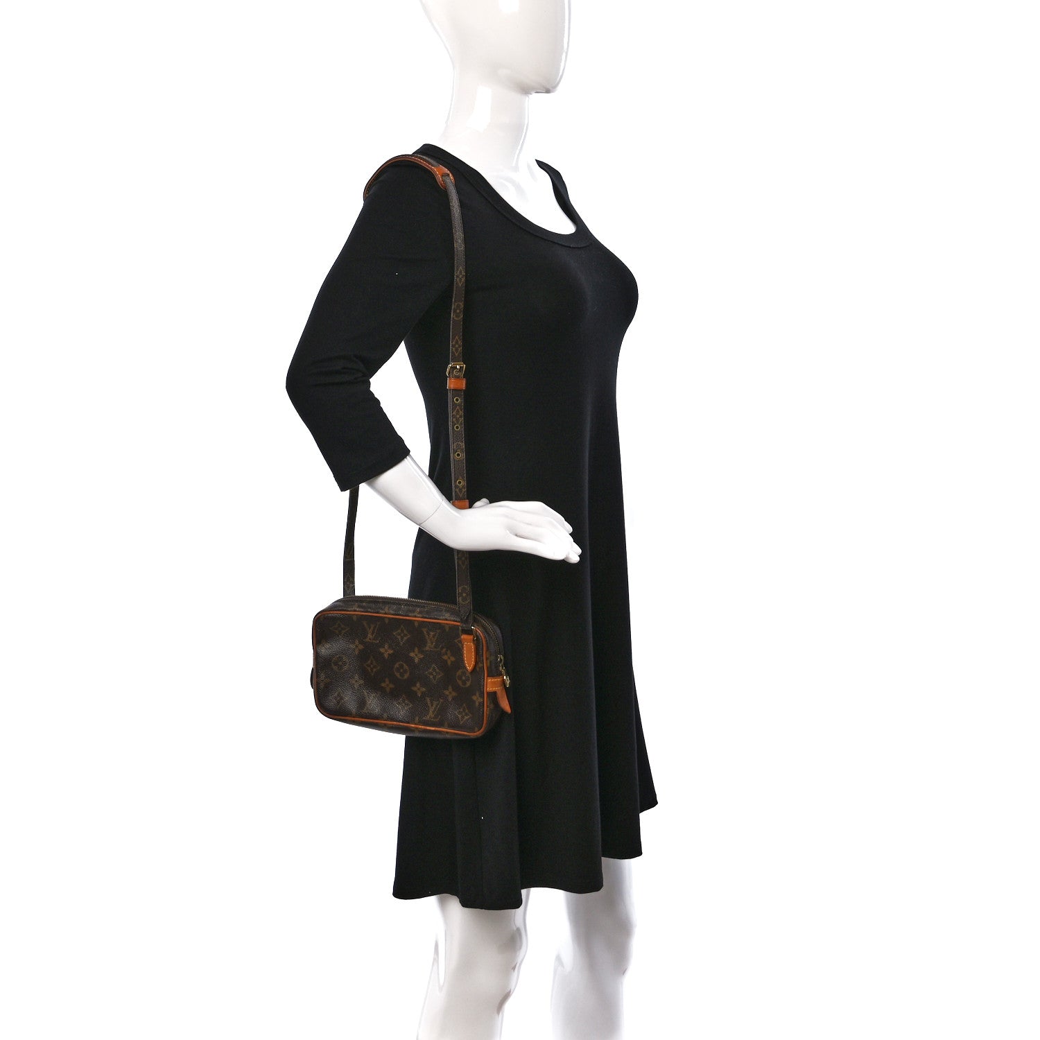 Louis Vuitton Monogram Pochette Marly Bandouliere 2 of 8