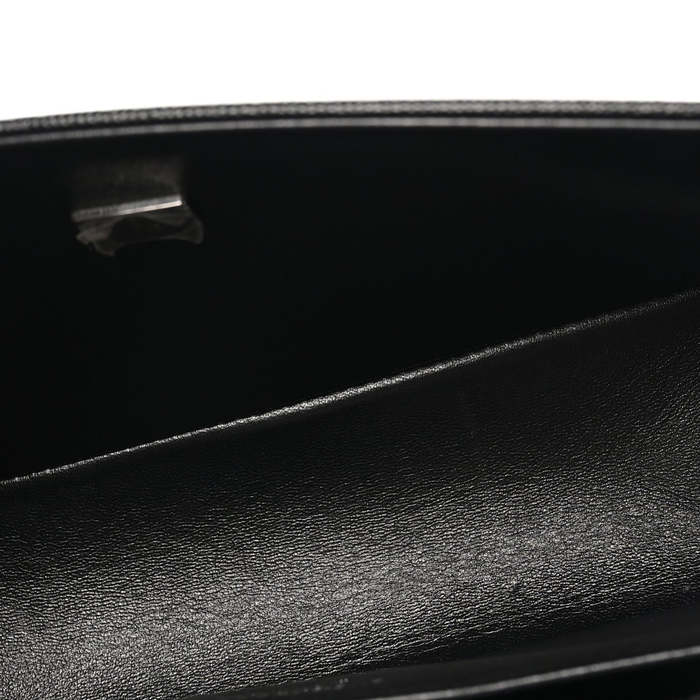 Caviar Quilted Medium Boy Flap Black