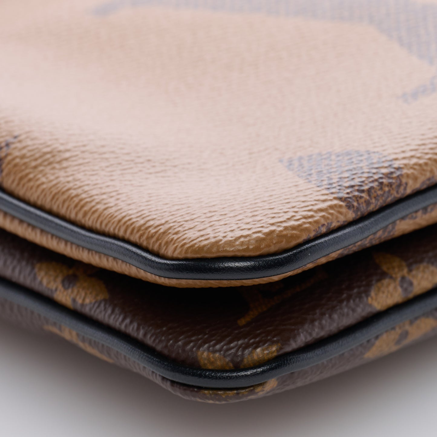 Reverse Monogram Giant Double Zip Pochette