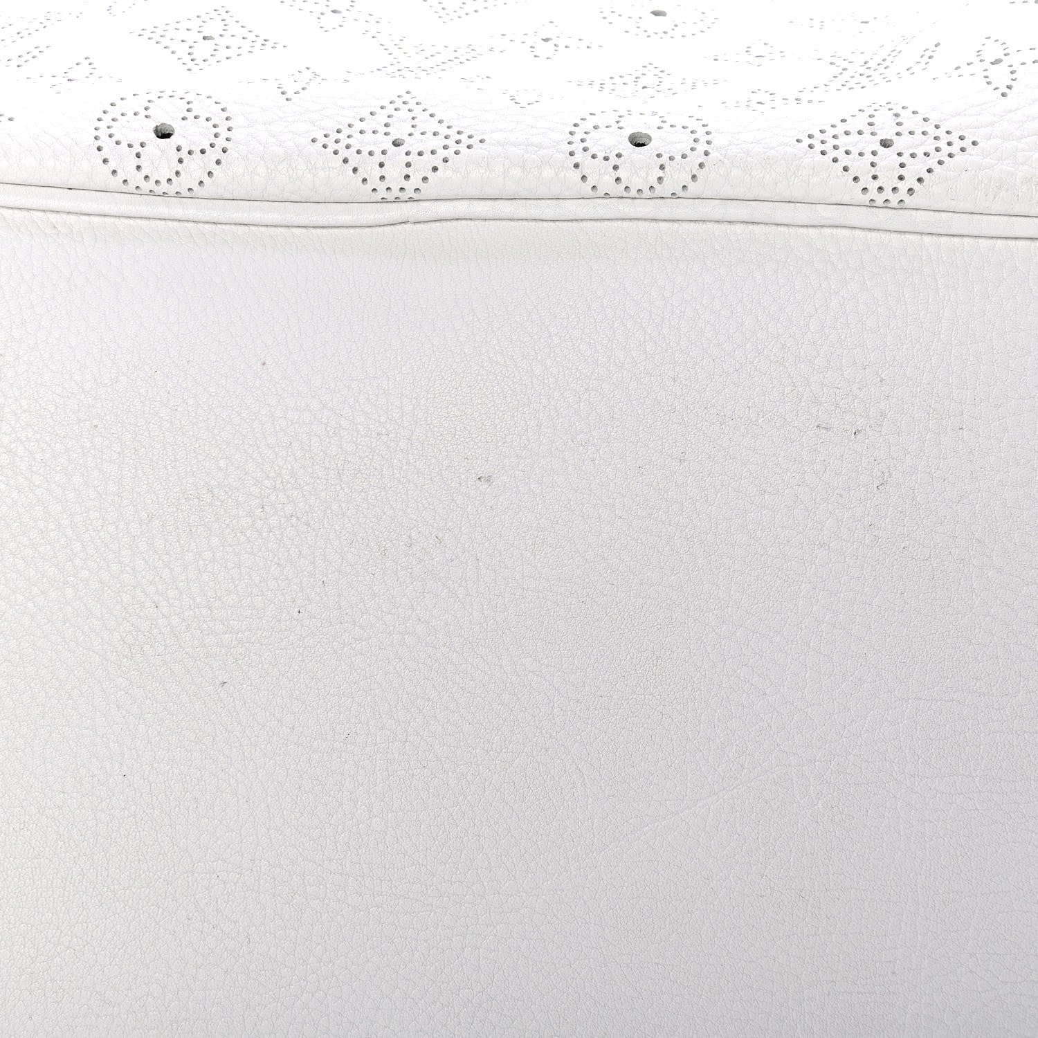 Louis Vuitton Mahina XL White 7 of 9