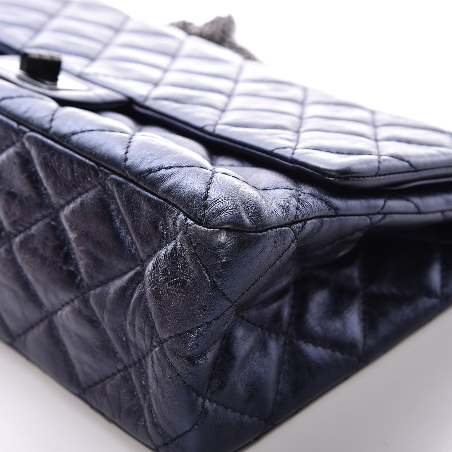 Metallic Aged Calfskin 2.55 Reissue Flap 227 Blue