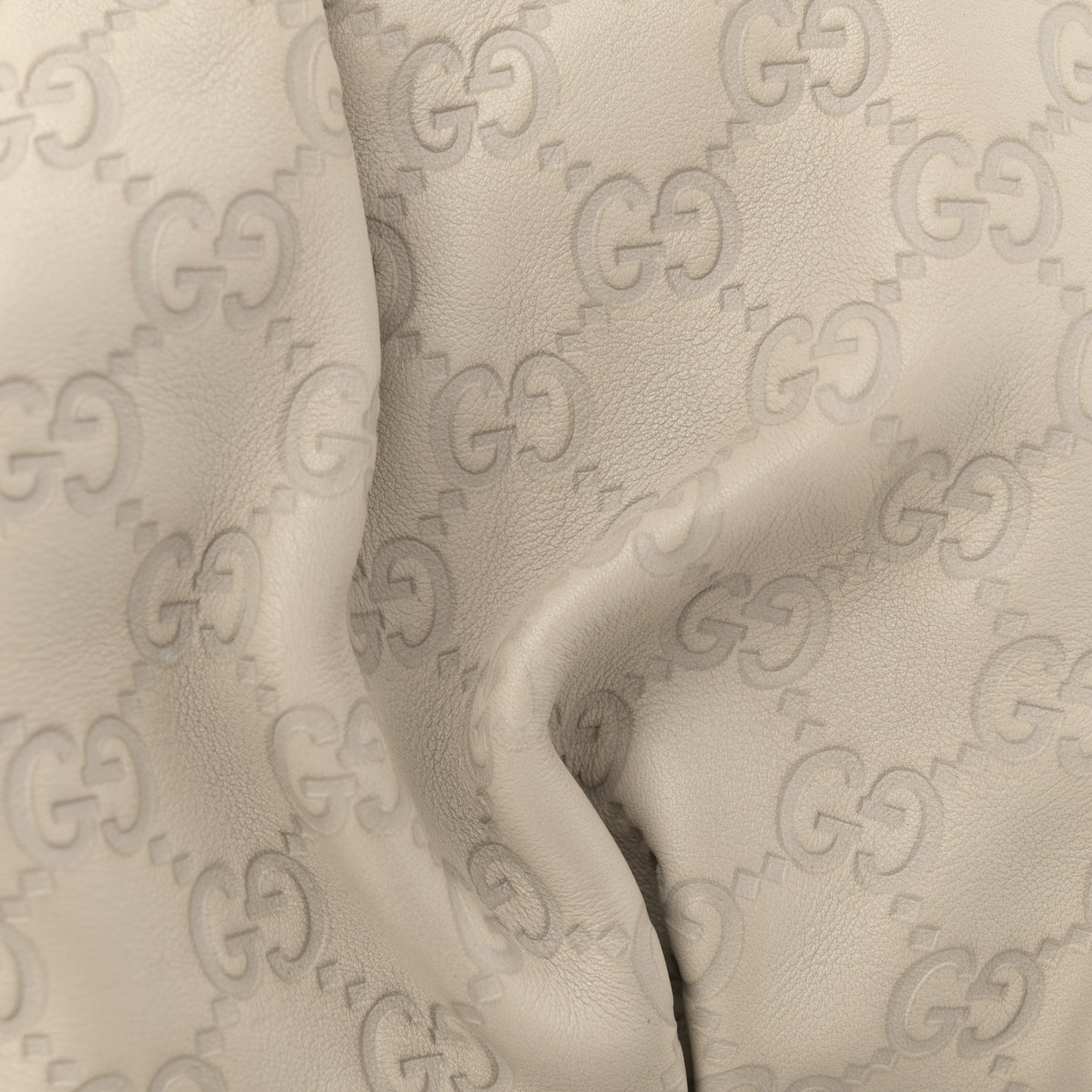 Guccissima Medium Sukey Tote White